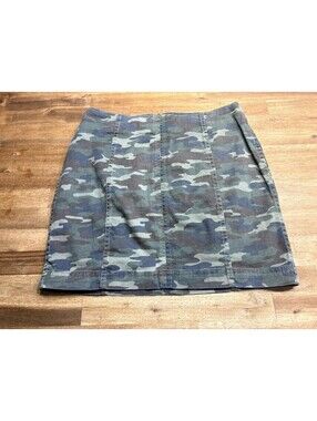 Free People Skirt Womens 12 Modern Femme Mini Camo Green Zip Up Denim